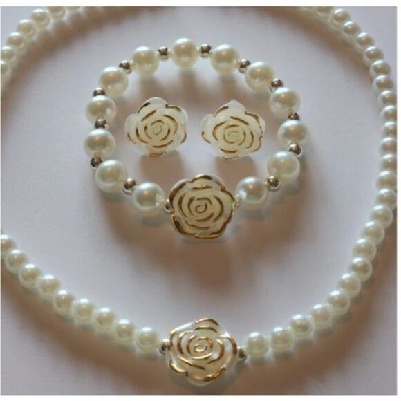 Faux Pearl Choker Necklace Bracelet and Pierced Earrings 3 Piece Set New - Picture 2 of 8